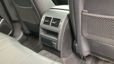 Jaguar F-Pace 2.0 D200 R-Dynamic Black 5dr Auto AWD Diesel Estate